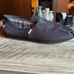 TOMS Classic Slip-On Size 12